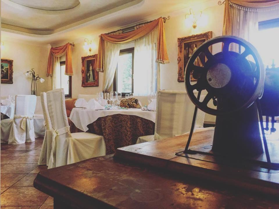 Hotel La Fontanella Serra San Bruno Buitenkant foto